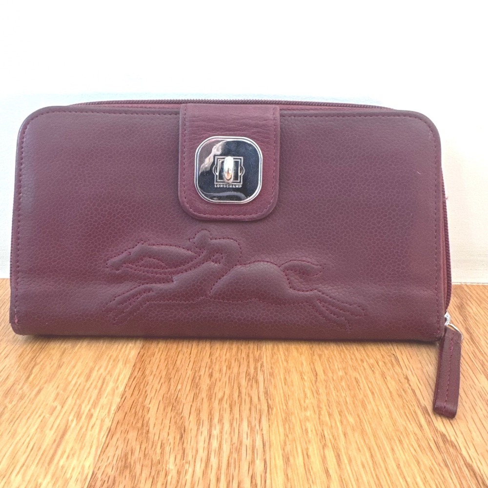 Longchamp France Burgundy Leather Zip Around Wallet Wristlet Clutch Horse Logo‎